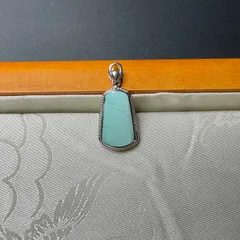 レア EU製 ★ターコイズ トルコ石・ペンダント★アクセサリー 天然石 きれいめ プレゼント1 約19.9*11.3*3.7mm ZB8717