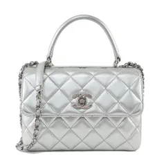 【天白】【CHANEL】シャネル トレンディCC トップハンドルフラップバッグ 2WAY ショルダーバッグ シルバーカラー レザー チェーンストラップ レディース 鞄【中古】のサムネイル