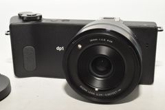 【特上品】 シグマ SIGMA デジタルカメラ dp1Quattro　＃8337
