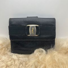 Ferragamo フェラガモ ヴァラリボン折り財布　ブラック　Salvatore Ferragamo