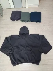 L ロゴフード 黒 YEEZY GAP(イージーギャップ) BALENCIAGA(バレンシアガ)