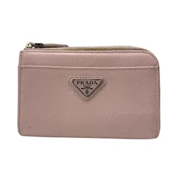 プラダ 1PP122 サフィアーノ トライアングル キーケース キーリング コインケース ロゴ L字ファスナー サフィアーノ レザー ピンク PRADA