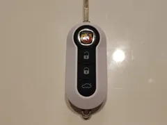 Fiat500/FIAT500C Abarth500/595/C キーレスカバー 交換用のサムネイル