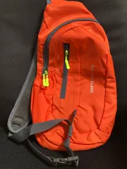 Gisdanchz ショルダーバッグ メンズ ボディバッグ 斜め掛けレディース 肩掛け 鞄 軽量 スポーツバッグ ワンショルダーR9190