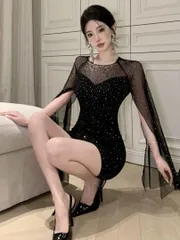 注目度抜群！ミニ丈シンプルタイトドレス★エレガントな煌めきパーティーコーデ