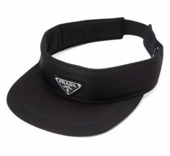 PRADA ブラック サンバイザー Prada(プラダ) ブラック サンバイザー ゴルフ帽子 - メルカリ