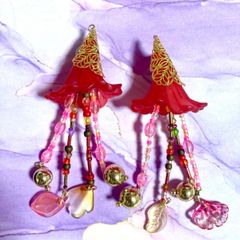 フラワーくらげのゴールド秋模様ピアス