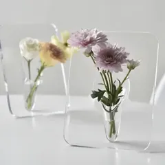 花瓶 アクリル製 2個セット モダンデザイン 長方形フレーム風 フォトスタイル インテリアベース 花なし対応 デスクトップ装飾 ホリデーギフト向け 透明素材 クリエイティブフォルム 室内用オブジェ 雑貨としても利用可能 軽量設計 リビングルーム