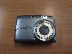 T*2様 ニコン NIKON COOLPIX P4 VR バッテリー付き T*2様 ニコン NIKON COOLPIX P4 VR バッテリー付き T*2様 ニコン