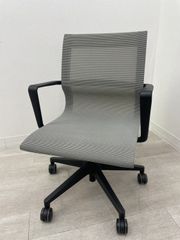 【中古品】アイコ  M-1055 グレー