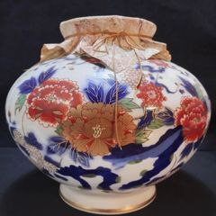 弥左ヱ門【特選】有田焼 花瓶　⭐️豪華絢爛⭐️金彩牡丹⭐️　美品！ 弥左ヱ門【特選】有田焼 花瓶 ⭐️豪華絢爛⭐️金彩牡丹⭐️ 美品