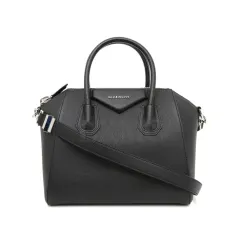 Givenchy ボストンバッグ GIVENCHY(ジバンシィ) ボストンバッグ(メンズ) - 海外通販のBUYMA