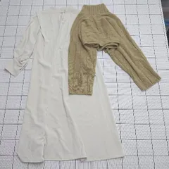 ◇ ⊇ 美品 アーバンリサーチ シンプル系 長袖 ロング丈 ニット×ワンピース サイズ1 ベージュ ホワイト系 レディース E  【1508060017963】