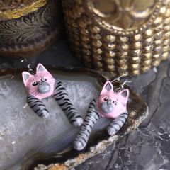 ゆとり炉 フレブル ブリンドルピアス - メルカリ