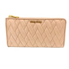 【中古】ミュウミュウ miumiu 長財布 キルティング  L字ファスナー ピンク ヴィンテージレザー ゴールド金具 レディース 可愛い MIUMIU A2502657 【無料ギフトラッピング承ります】