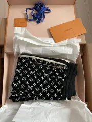 2025年最新】ルイヴィトン タオルの人気アイテム - メルカリ