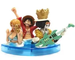 【中古】トレーディングフィギュア ルフィ＆ナミ＆ブルック フィギュアセット 「ワンピース」 サッポロ一番肉入りコンソメヌードル付属品 セブンイレブン限定