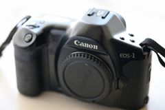 canon eos1 フィルムカメラ、N102