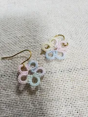 タティングレース　ピアス　グラデーション　No.4