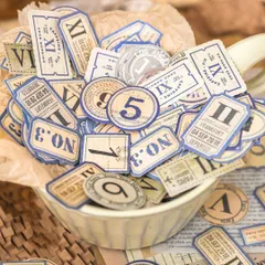 コラージュ素材 ジャンクジャーナル 100枚 シール 数字 ナンバー 英字 切符 切手 海外 洋風 ビンテージ レトロ アンティーク 紙 まとめ売り 40枚 スケジュール帳 アソート ノート 手帳 オールド エフェメラ ブック スタンプ フレークシール