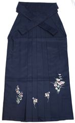 卒業式 袴 黒 刺繍入り(紐下95㌢)158㌢〜164㌢の方用 単品 - メルカリ