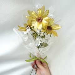 ひまわりとかすみ草の小ブーケ【お得なブーケ】花束 5輪セット ウェディングブーケ ブライダル 夏