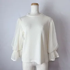 INGNI イング　キャンディスリーブ　カットソー トップス　ぽわん袖　パフスリーブ チュール