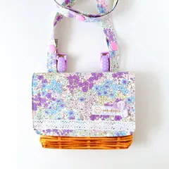 ショルダー対応☆2WAY移動ポケット『フラワーバスケット（ラベンダー）』女の子｜かわいい紫のリボンつき｜裏地はきみどりのギンガムチェック｜ティッシュポーチ｜小花柄｜リバティ好きさんにも｜マチ付き