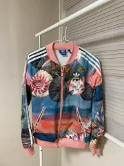 【美品】adidas アディダス ジャージ XL 花柄 セットアップ 美品】adidas アディダス ジャージ XL 花柄 セットアップ - メルカリ