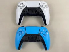 PS5  DualSense ワイヤレスコントローラー　ホワイト　スターライト ブルー　まとめ売り　2点