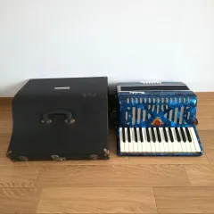 動作確認済 ハードケース付 TOMBO アコーディオン No,211 30鍵盤 動作確認済 ハードケース付 TOMBO アコーディオン No,211 30鍵盤