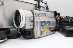 ＜＜専用ボックス付き！！付属品多数！！＞＞【並品】SONY ソニー miniDV Handycam 型番：DCR-TRV900 #LE2025144