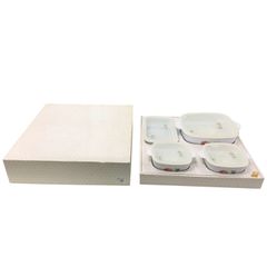 ハリカ 花柄食品保存容器4点セット 　電子レンジ対応　タッパー