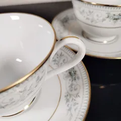 ノリタケ 日本陶器会社 ノーブル 金ふち 青花絵 カップ＆ソーサー 美品 昭和 レトロ ポップ アンティーク【ひじき堂】洋食器 - A0295C