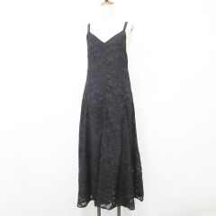 【23SS】ピケ ミディドレス ◆プラダ◆全2色 人気 23SS】ピケ ミディドレス ◇プラダ◇全2色 人気 (PRADA