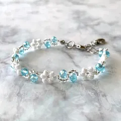 ボタンカットビーズ 丸大ビーズ 小花モチーフ ブレスレット ブルー ホワイト シルバー 16.5〜18㎝ No.2043