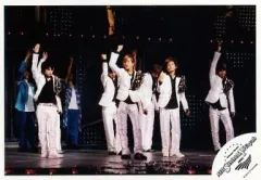 【中古】生写真(ジャニーズ) NEWS/6人(集合)/横型・衣装白・全身・右手上・NEWS SUMMAR Ya-Ya-yah/公式生写真