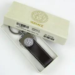 2026年最新】ヴェルサーチ キーホルダーの人気アイテム - メルカリ