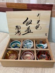 ☆未使用　美品　九谷焼　組盃　酒器　六客セット　九谷歴代画