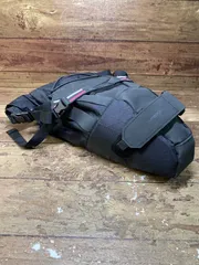 【未使用品】 Rapha × Apidura /ラファ×アピデュラ サドルバッグ ラファ＋アピデュラ」サドルパックの購入レビュー | 理系な人の