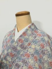 【中古】 Mサイズ 小紋 正絹 薄紫地に菊花模様 袷着物 