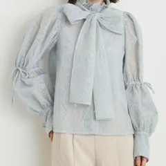 未使用品 LILY BROWN 23SS 刺繍ボウタイブラウス レース ホワイト リリーブラウン