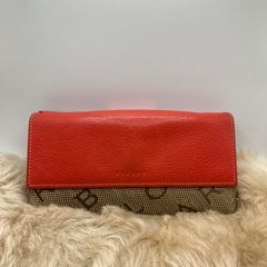 ブルガリ　BVLGARI　長財布　財布　ウォレット　ロゴマニア　レザー