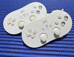 ★★wiiクラシックコントローラーホワイト＆ホワイト2個セット