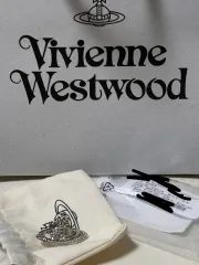 2025年最新】viviennewestwood ブローチの人気アイテム - メルカリ