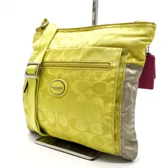 【良品】 COACH コーチ ショルダーバッグ シグネチャー キャンバス イエロー 黄色 ベージュ 肌色 ピンク 桃色 キーホルダー付き ユニセックス 男女兼用 メンズ レディース