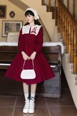 2025年新作 チューリップの刺繍入りコート ロリータファッション　ロリータコート