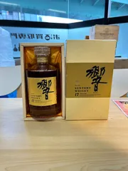 響17年　箱 楽天市場】響17年 43度 700ml （専用化粧箱入） 【タイプB