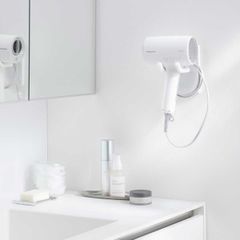 Item thumbnail for item 4097930a-3983-432d-9ee6-44d80b36a134