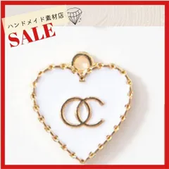 4個・ハートマーク チャーム ゴールド ジュエリー  デコ パーツ カン付 資材